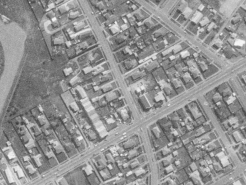 118 Bexley Road from the air, 1975-1979