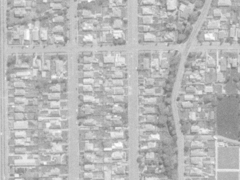 33 Chancellor Street from the air, 1975-1979