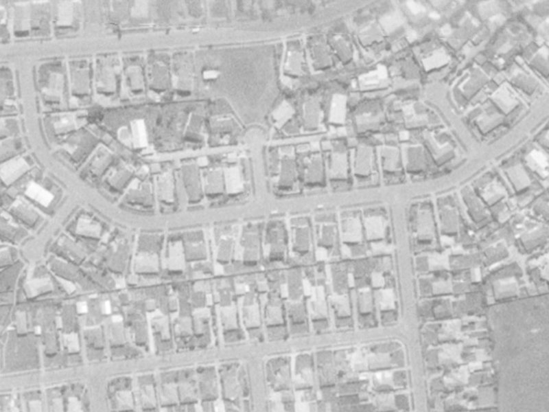 34 Raxworthy Street from the air, 1975-1979