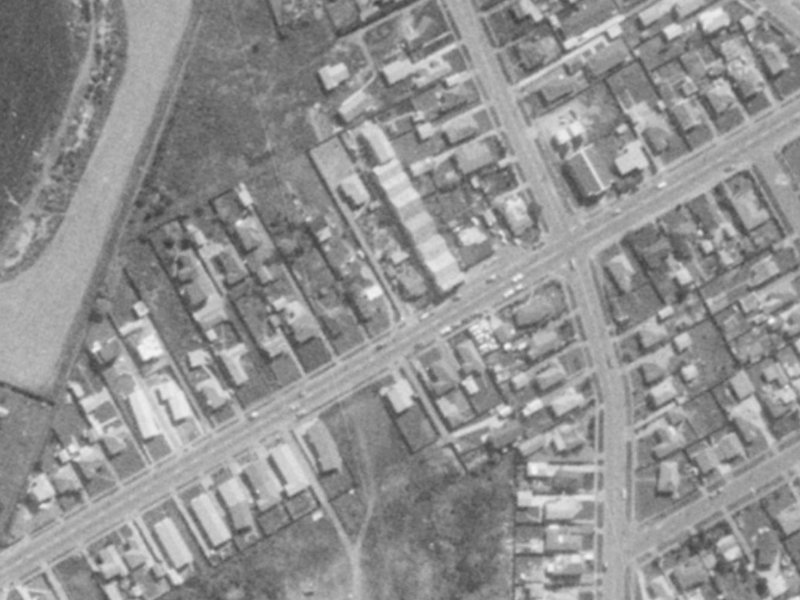 614 Pages Road from the air, 1975-1979