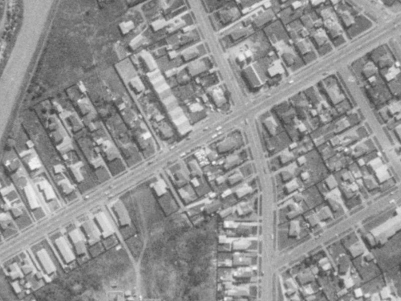 620R Pages Road from the air, 1975-1979
