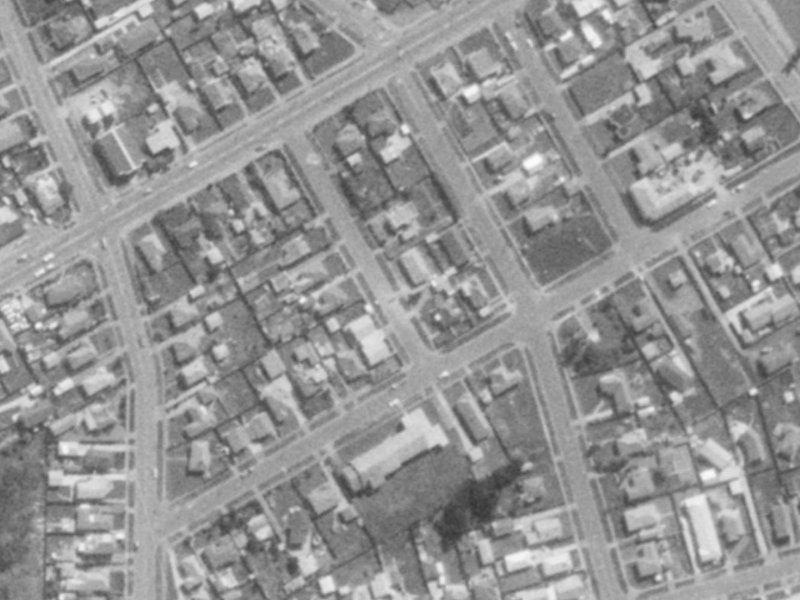 16 Kia Ora Street from the air, 1975-1979