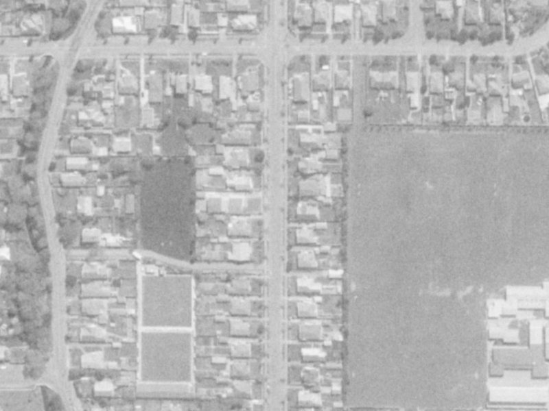 129 Petrie Street from the air, 1975-1979