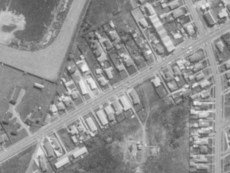 581B 581B from the air, 1975-1979