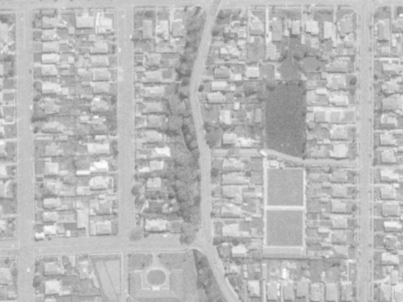 125R Stapletons Road from the air, 1975-1979