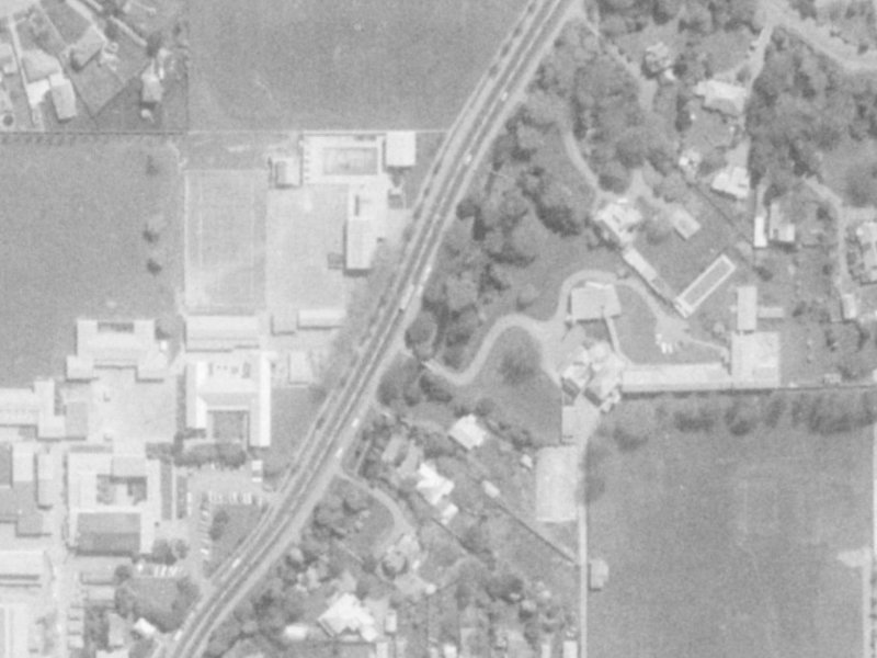 118 North Parade from the air, 1975-1979