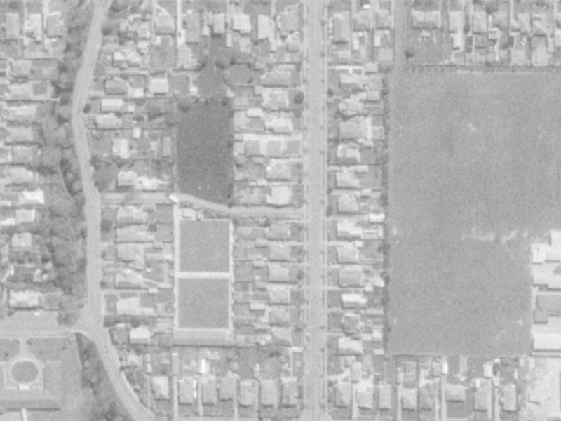 115 Petrie Street from the air, 1975-1979