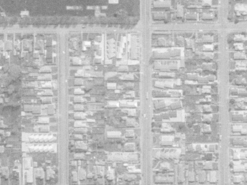 597/601 Barbadoes Street from the air, 1975-1979