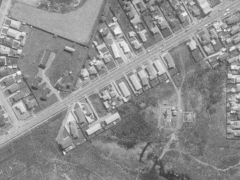 584 Pages Road from the air, 1975-1979