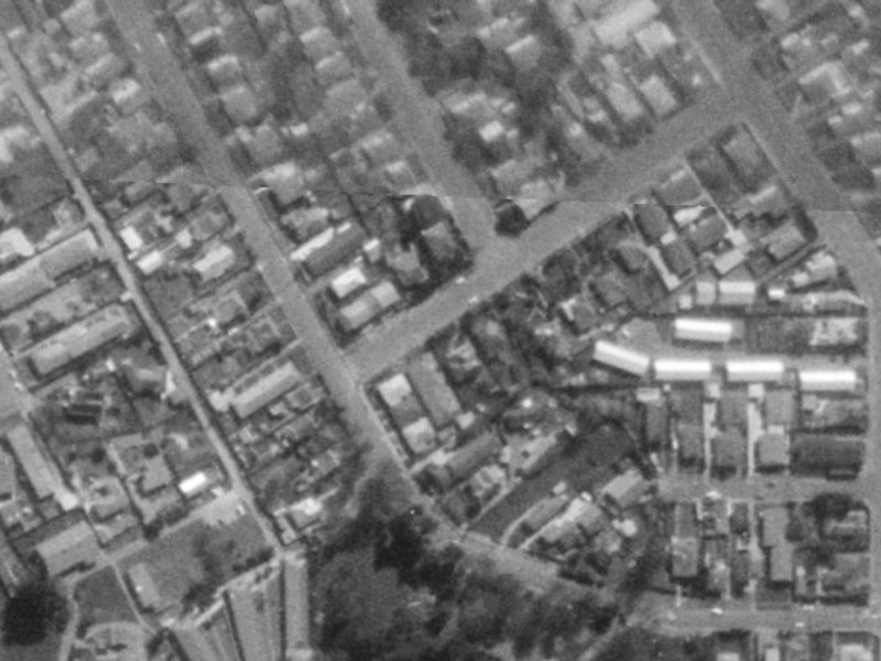 10 Kinloch Street from the air, 1975-1979