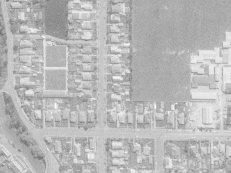 104 Petrie Street from the air, 1975-1979