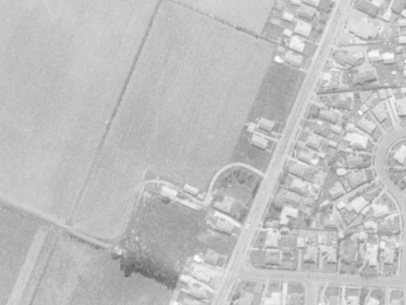 1 Apsley Drive from the air, 1975-1979