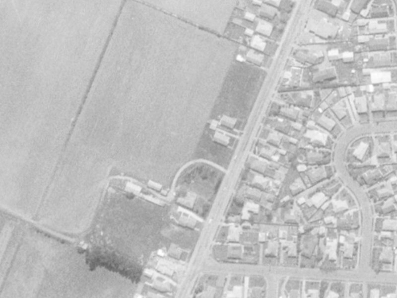 183 Apsley Drive from the air, 1975-1979