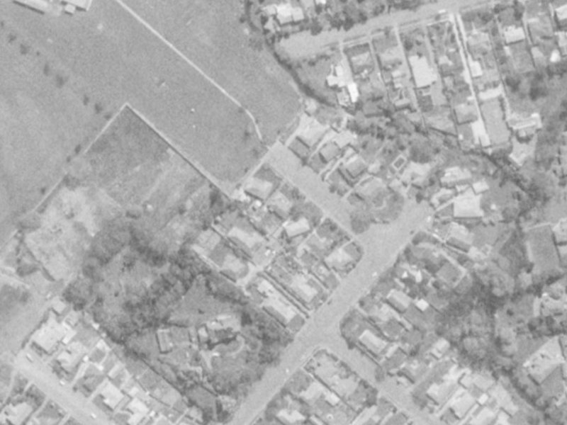 8 Sunningvale Lane from the air, 1975-1979