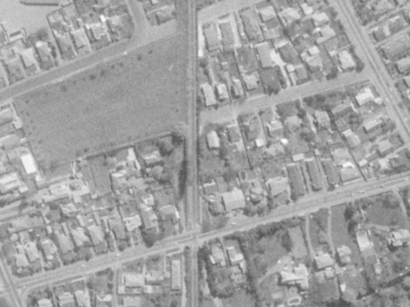 24 Elmwood Road from the air, 1975-1979