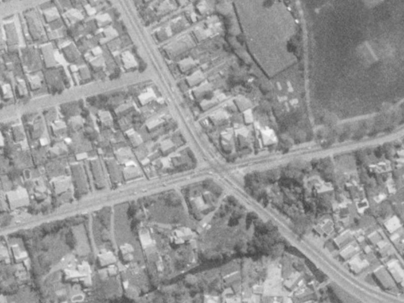 8 Strowan Road from the air, 1975-1979