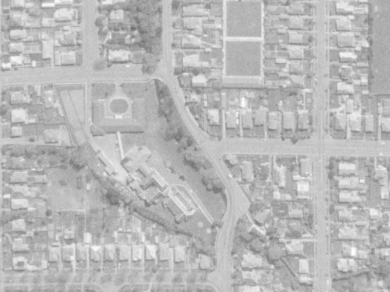 75–87 Stapletons Road from the air, 1975-1979