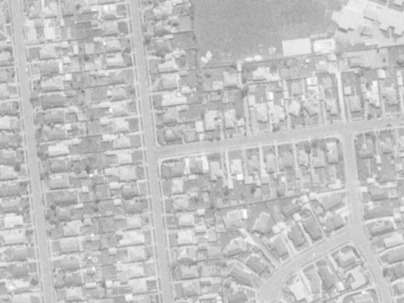 29-31 Wentworth Street from the air, 1975-1979
