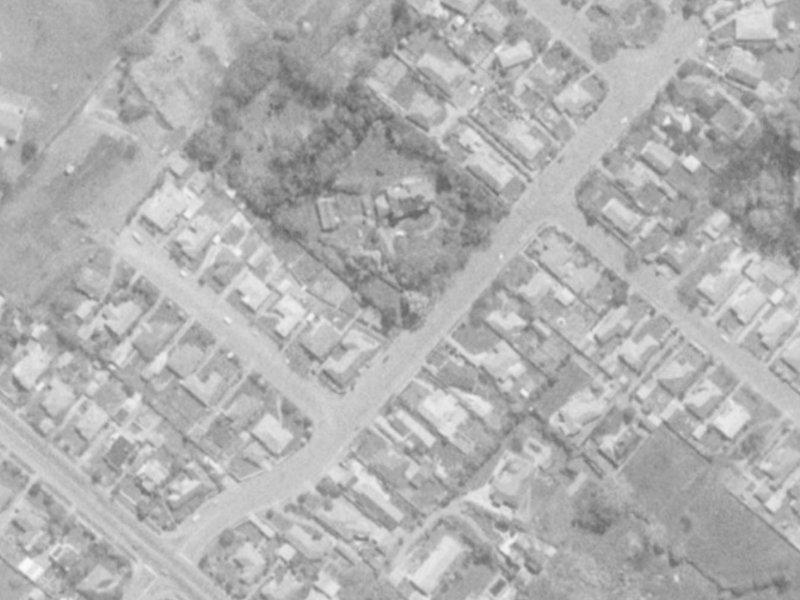 11 Gleneagles Terrace from the air, 1975-1979