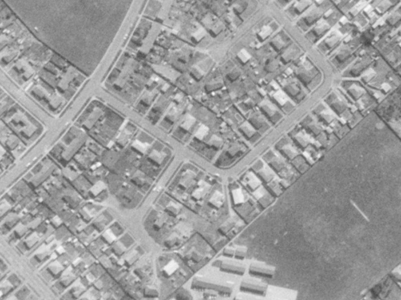 44 Lyndhurst Crescent from the air, 1975-1979