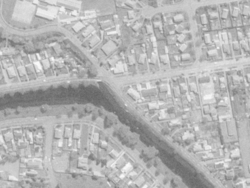 72 Dallington Terrace from the air, 1975-1979
