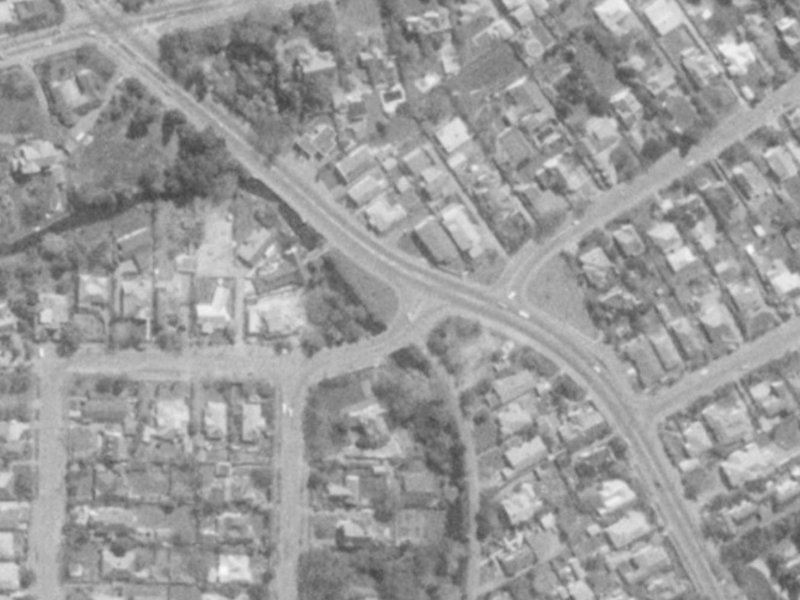 129–135 Rossall Street from the air, 1975-1979