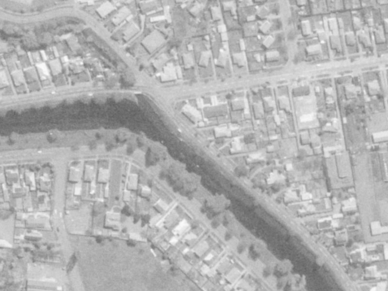 68 Dallington Terrace from the air, 1975-1979
