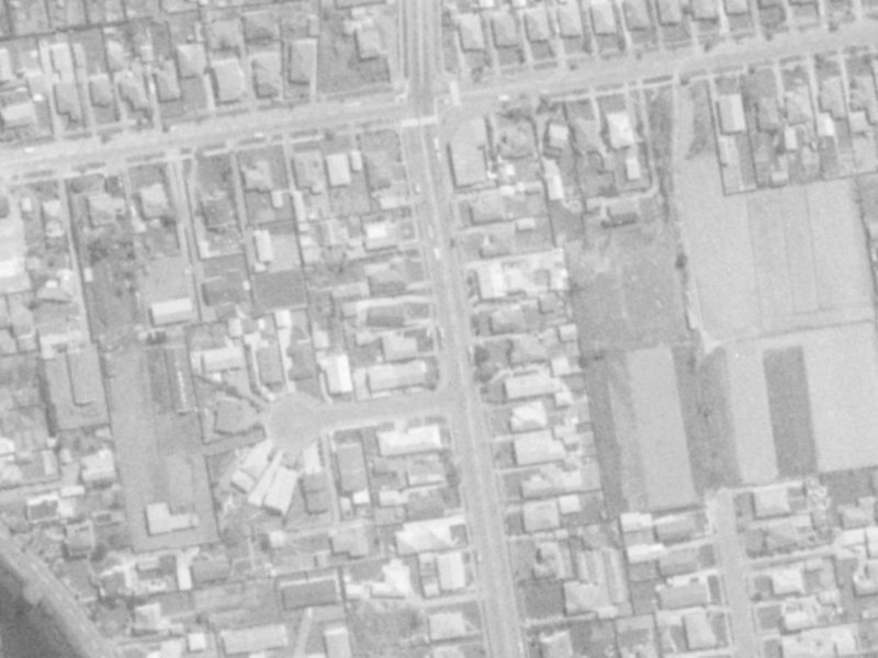 140A Gayhurst Road from the air, 1975-1979