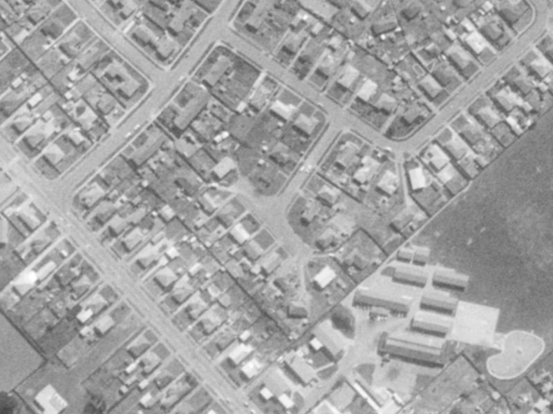 18 Twynham Place from the air, 1975-1979