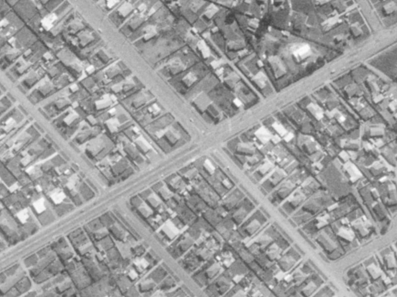 446 Pages Road from the air, 1975-1979