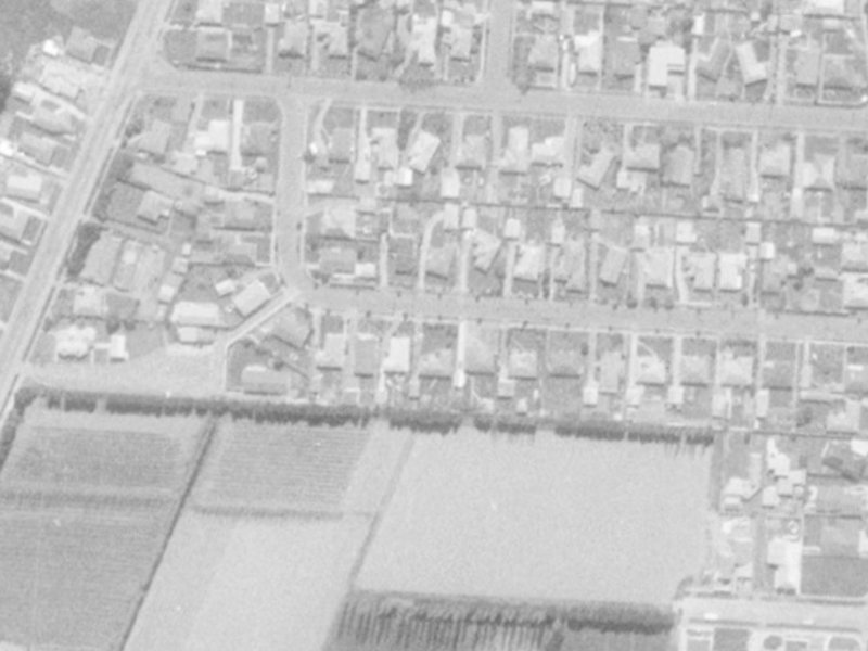 21 Delph Street from the air, 1975-1979