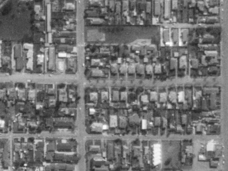 98 Ranfurly Street from the air, 1975-1979