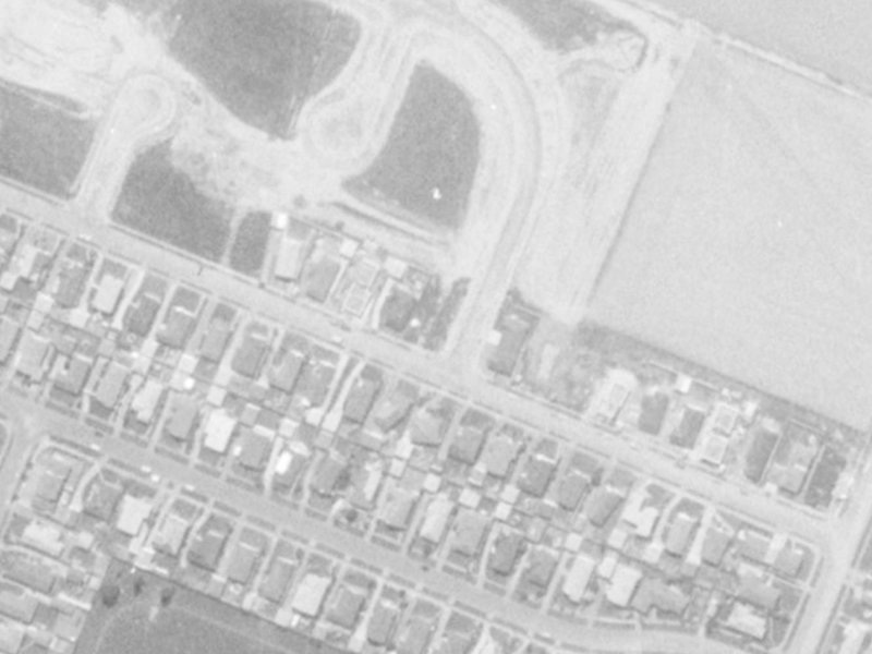 1 Karnak Crescent from the air, 1975-1979