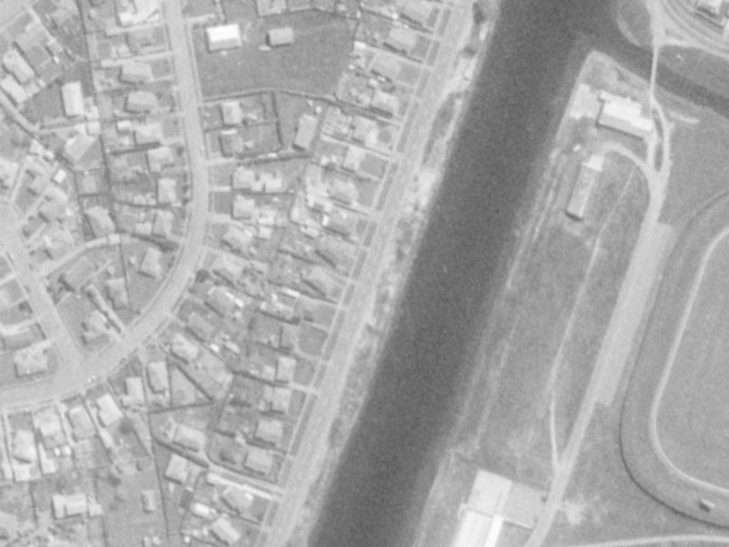 139 Locksley Avenue from the air, 1975-1979