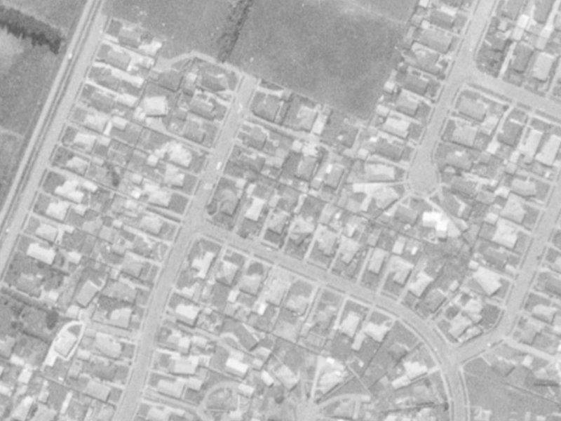 40 Pinehurst Crescent from the air, 1975-1979