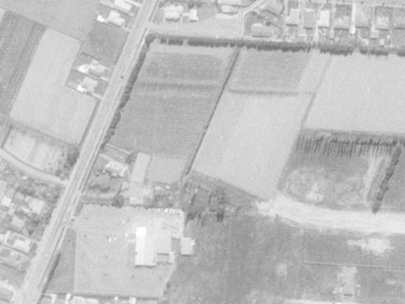 2 Derenzy Place from the air, 1975-1979