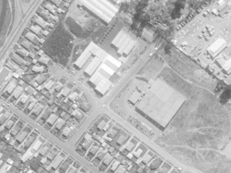 9 Tahuna Street from the air, 1975-1979