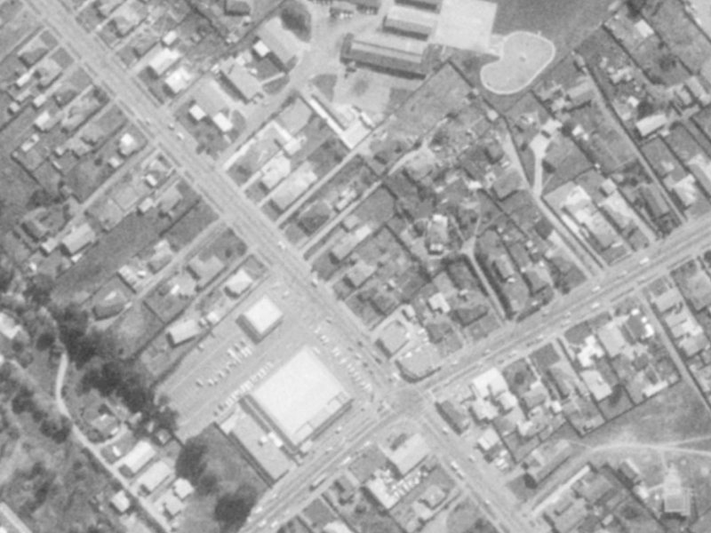285 Breezes Road from the air, 1975-1979