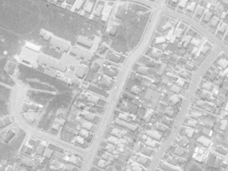 77 Cutts Road from the air, 1975-1979