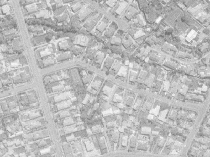 31 Wilfrid Street from the air, 1975-1979