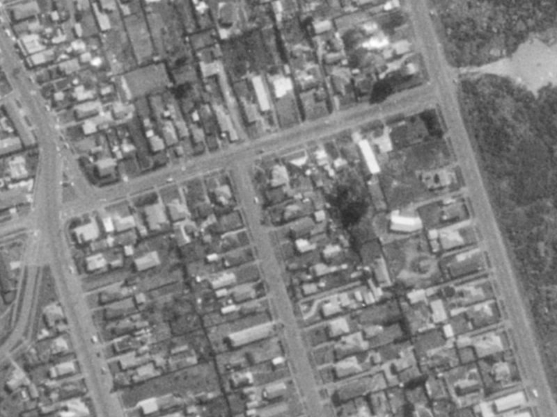 15 Pine Avenue from the air, 1975-1979
