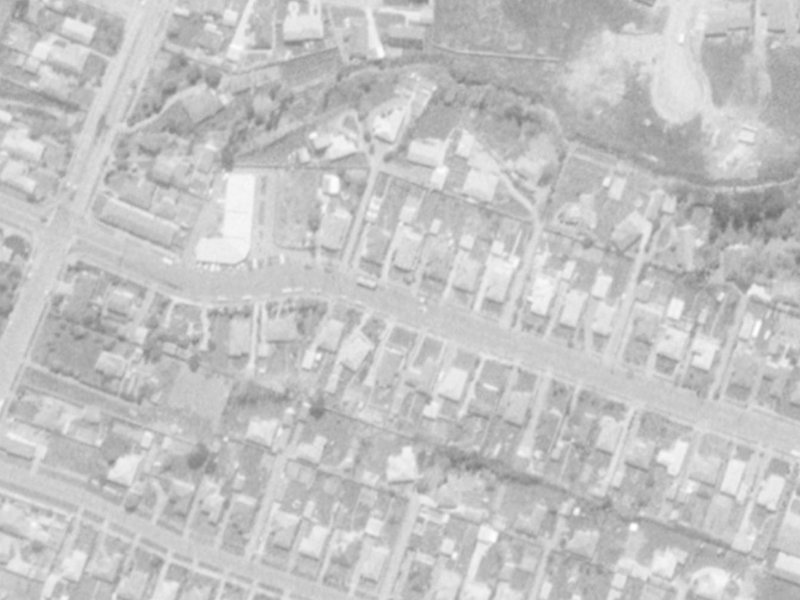 86A Staveley Street from the air, 1975-1979
