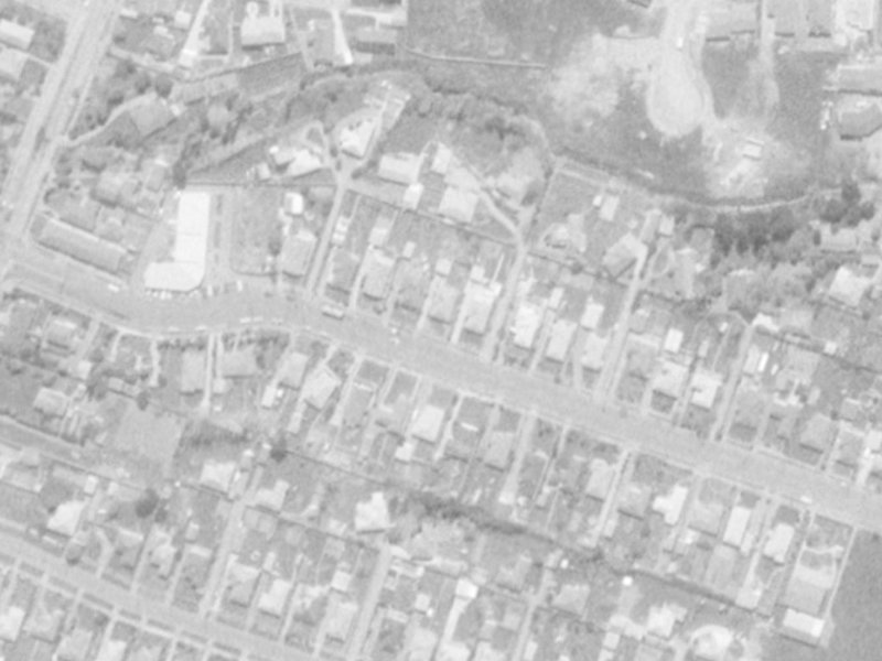 84 Staveley Street from the air, 1975-1979