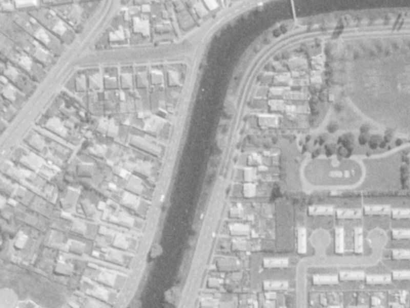 51 Locksley Avenue from the air, 1975-1979