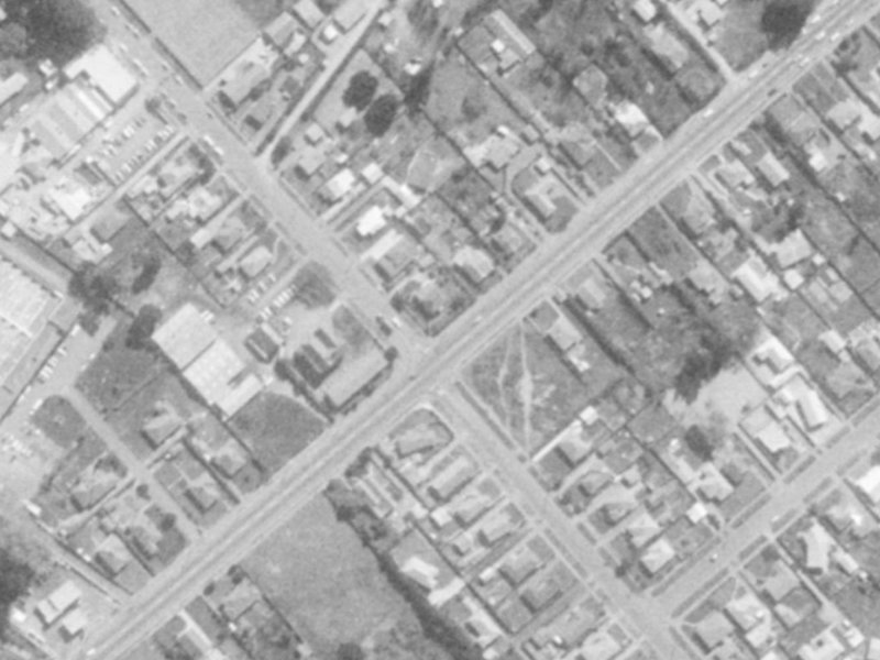 273 Pages Road from the air, 1975-1979