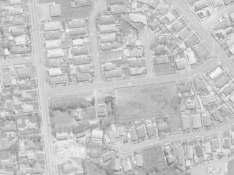 27 Wadeley Road from the air, 1975-1979