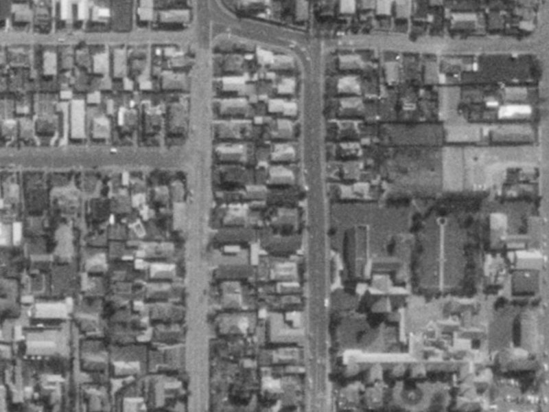 3/467 Durham Street North from the air, 1975-1979