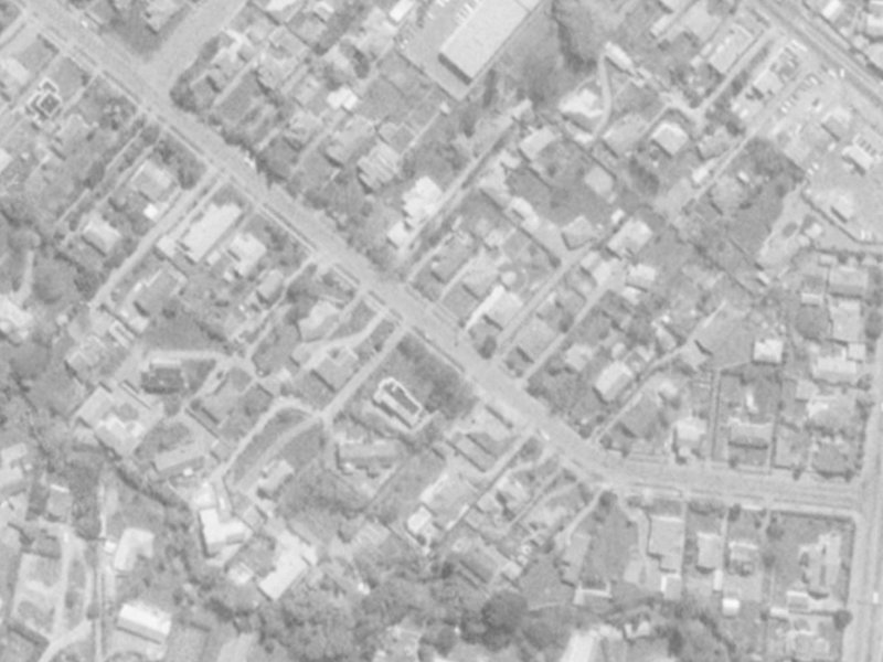 32 Hamilton Avenue from the air, 1975-1979