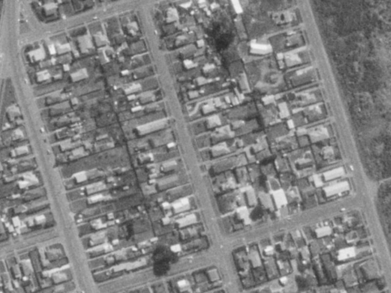 25 Pine Avenue from the air, 1975-1979