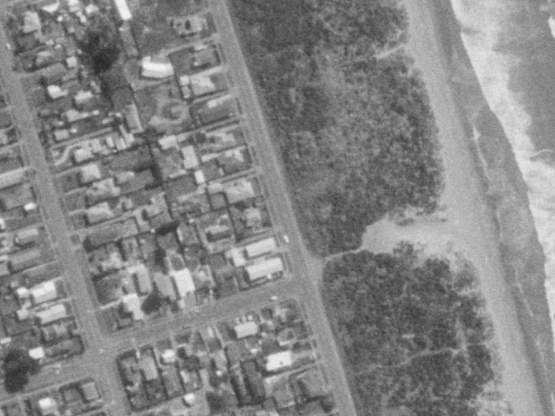 342 Marine Parade from the air, 1975-1979